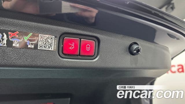 Mercedes-Benz E-класс W214 Avantgarde, 2025 20