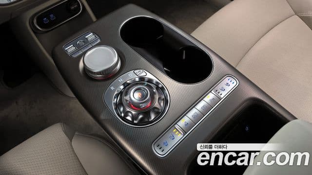 Genesis GV60 Standard, 2023 9