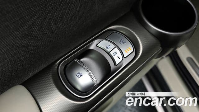 Genesis GV60 Standard, 2023 17