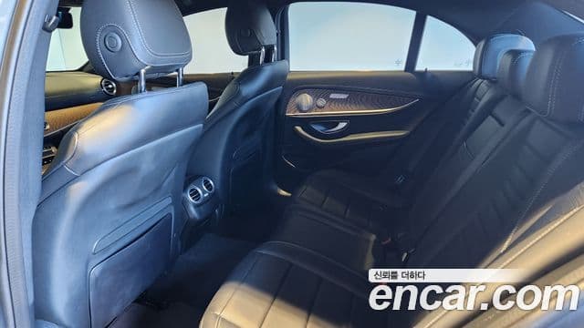 Mercedes-Benz E-класс W213 Exclusive, 2023 10
