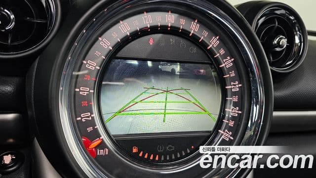 Mini Cooper D Countryman 1세대, 2016 15