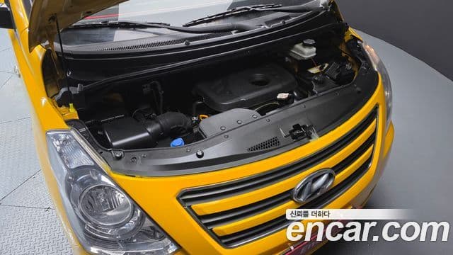 Hyundai Grand Starex детский перевозочный автомобиль, 2018 6