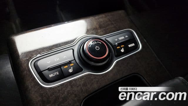 Kia The / новый New K7 Noblesse, 2013 19