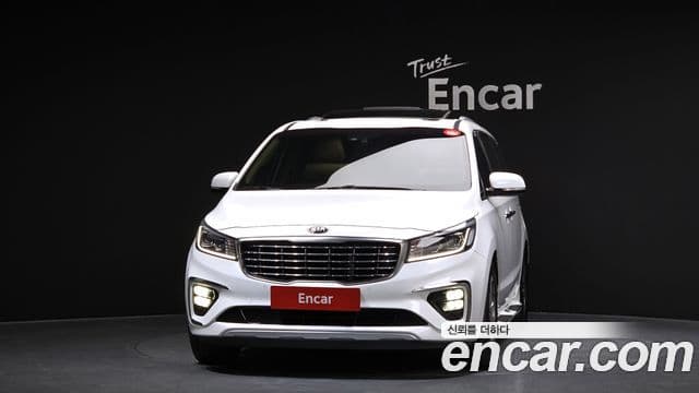 Kia The / новый New Carnival VIP, 2019 3