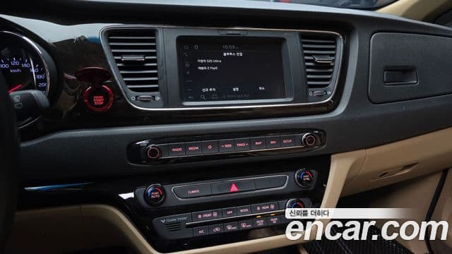 Kia The / новый New Carnival VIP, 2019 15