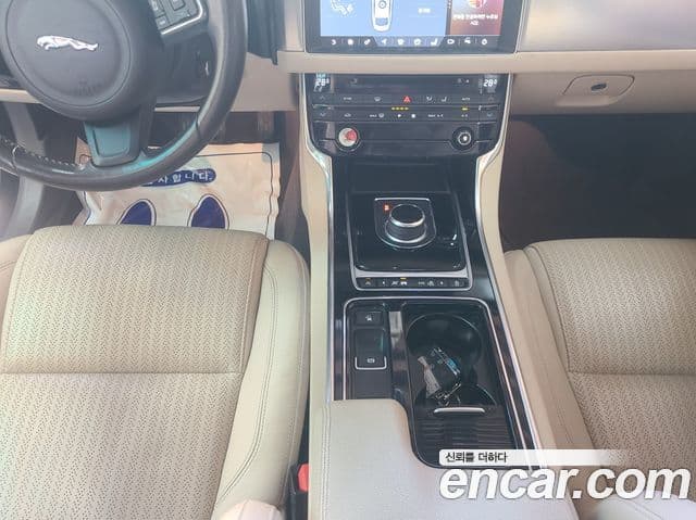 Jaguar XF (X260) Prestige, 2017 17