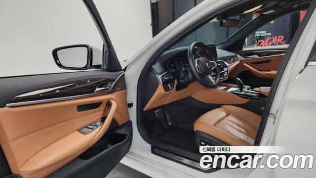 BMW 5시리즈 (G30) 520i M Sport, 2022 10