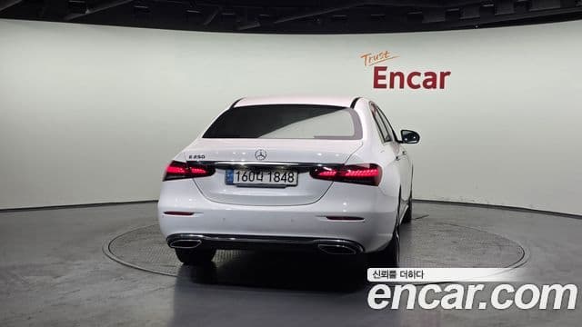 Mercedes-Benz E-класс W213 Avantgarde, 2021 4