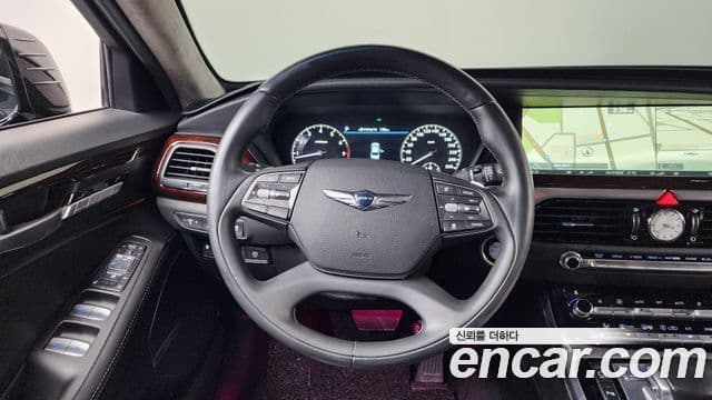 Genesis EQ900 Prestige, 2016 13