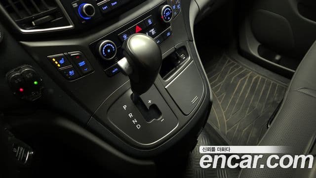 Hyundai The / новый New Grand Starex Modern, 2019 9