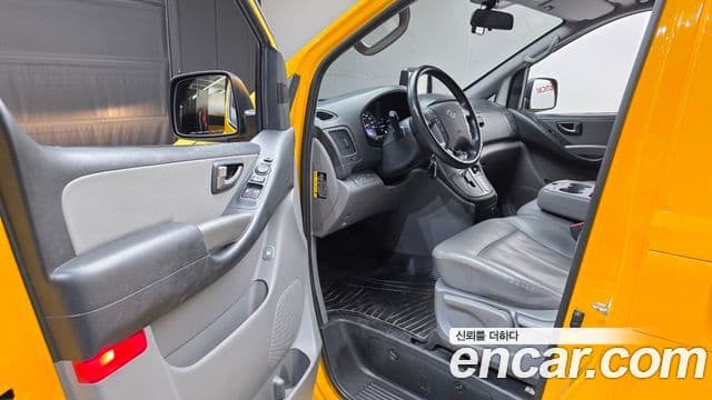 Hyundai The / новый New Grand Starex Modern, 2019 10