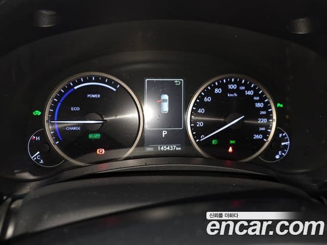 Lexus NX300h Executive, 2019 16