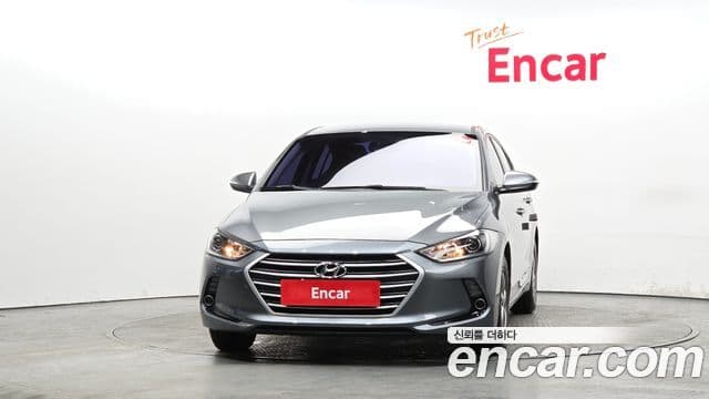 Hyundai Avante AD 1.6 GDI Smart, 2016 3