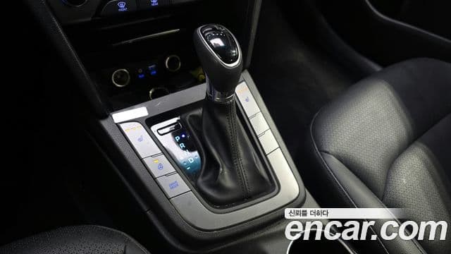 Hyundai Avante AD 1.6 GDI Smart, 2016 9