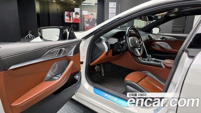 BMW 8시리즈 (G15) M850i xDrive Gran Coupe, 2022 11