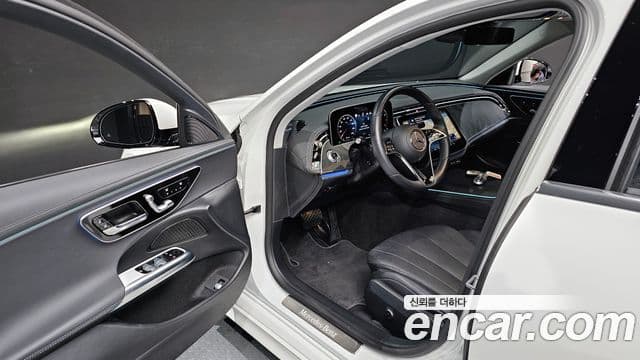 Mercedes-Benz E-класс W214 Avantgarde, 2025 11