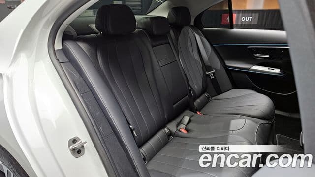 Mercedes-Benz E-класс W214 Avantgarde, 2025 12