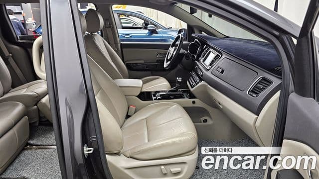 Kia All New Carnival President, 2017 11