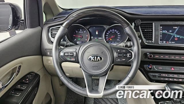 Kia All New Carnival President, 2017 13