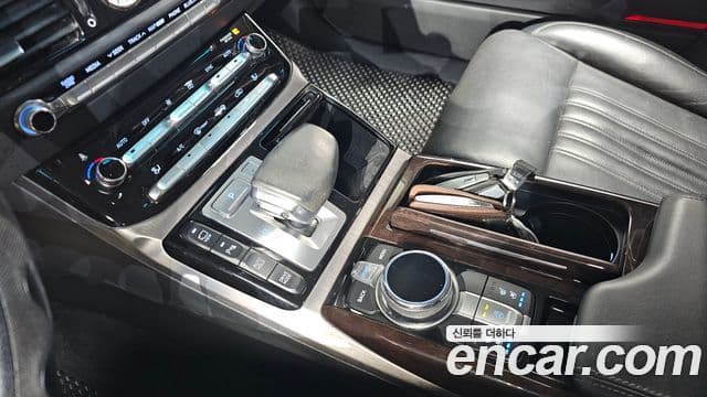 Genesis EQ900 Premium Luxury, 2017 9