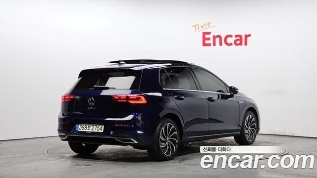 Volkswagen Гольф 8세대 Prestige, 2022 2