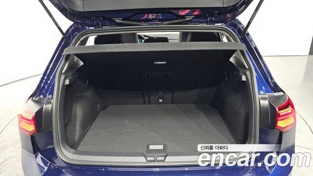 Volkswagen Гольф 8세대 Prestige, 2022 20
