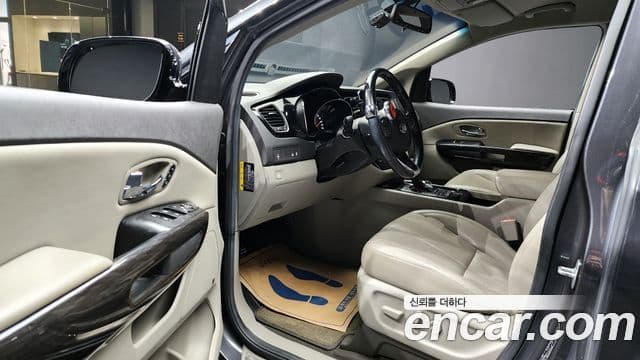 Kia All New Carnival President, 2017 11
