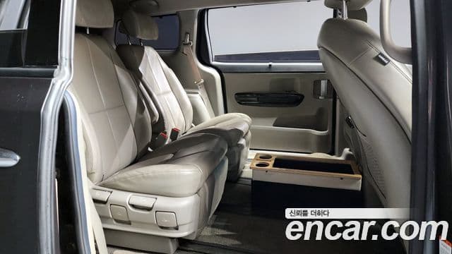 Kia All New Carnival President, 2017 12