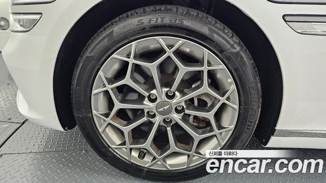 Genesis G80 (RG3) бензин 2.5 турбо 2WD, 2021 все фото