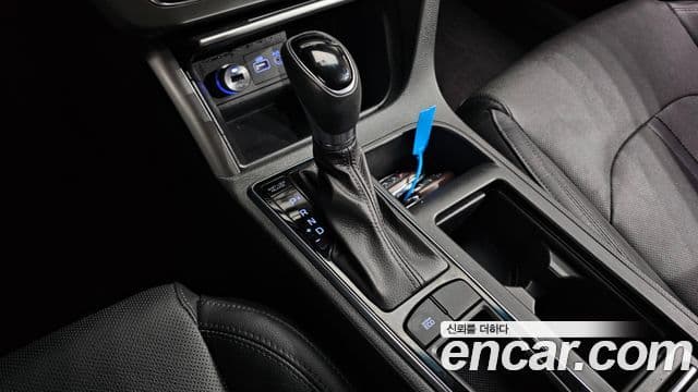 Hyundai LF Sonata Special, 2015 9