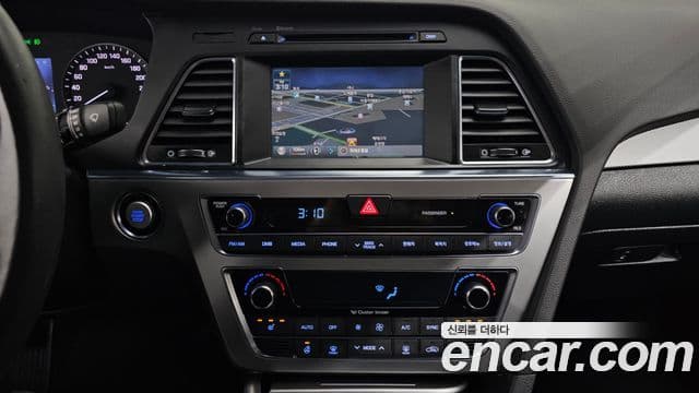 Hyundai LF Sonata Special, 2015 15