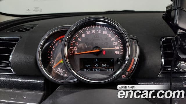 Mini Cooper 클럽맨 2세대, 2019 8