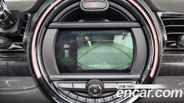Mini Cooper 클럽맨 2세대, 2019 16