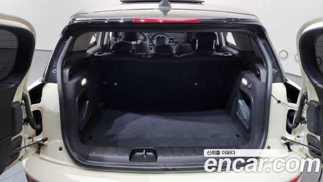 Mini Cooper 클럽맨 2세대, 2019 20