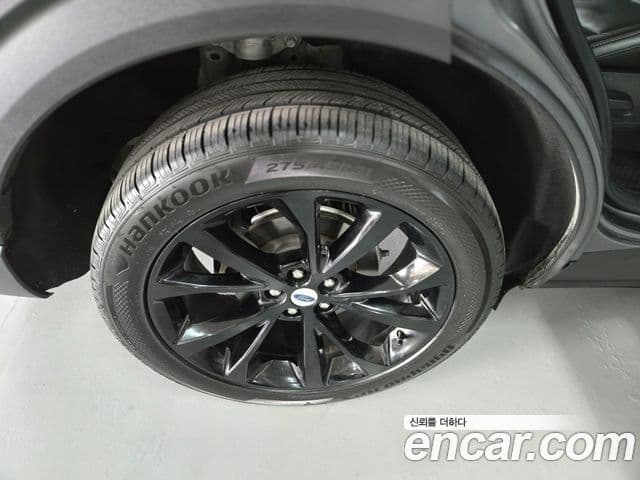 Ford Explorer 6세대 3.0 Platinum 4WD, 2022 18