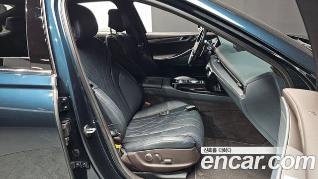 Genesis G80 (RG3) бензин 2.5 турбо AWD, 2021 10