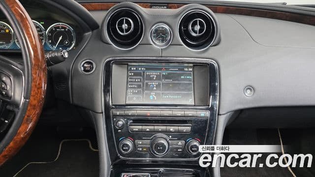 Jaguar All New XJ X351, 2014 14