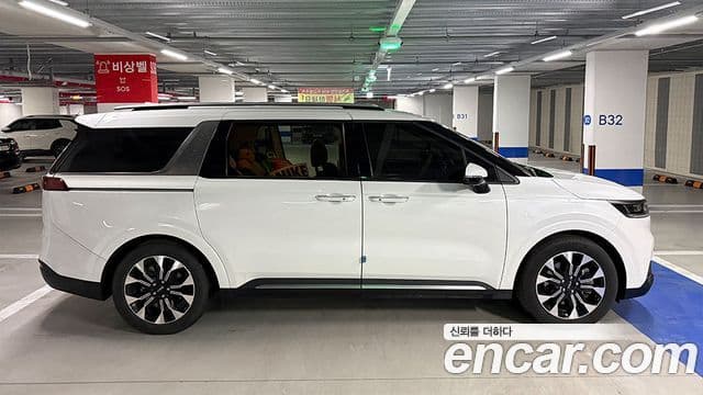 Kia Carnival 4세대 Noblesse, 2022 3