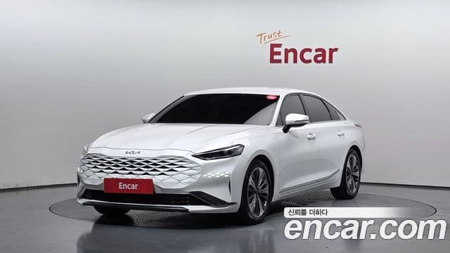 Kia K8 Signature, 2022 1