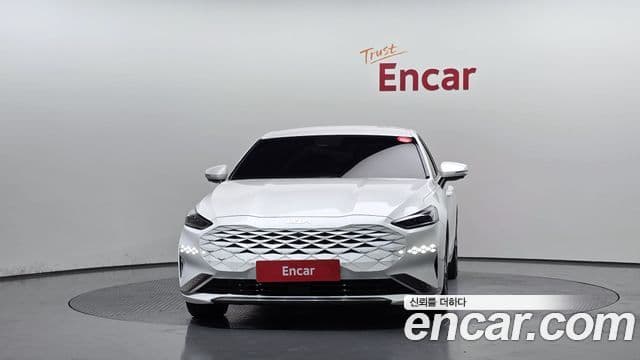 Kia K8 Signature, 2022 3