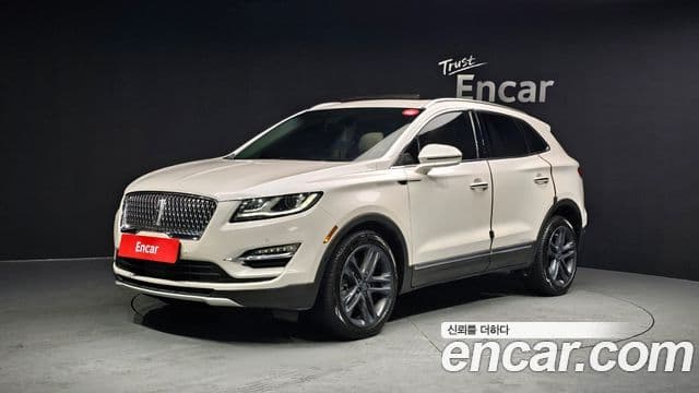 Lincoln MKC, 2019 1