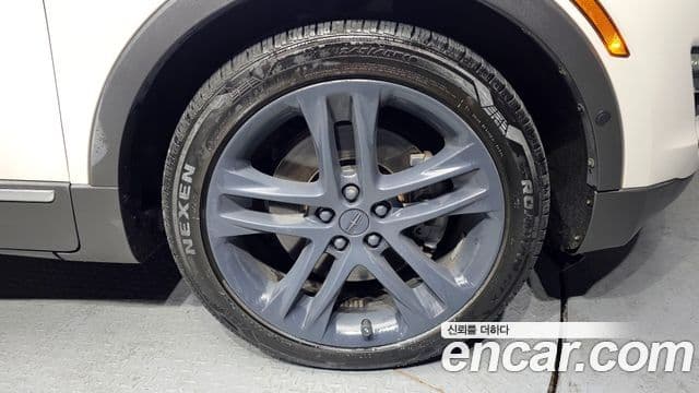 Lincoln MKC, 2019 все фото