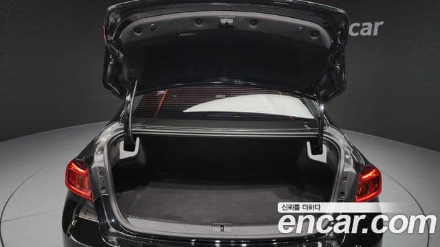 Renault Korea(Samsung) SM6 2.0 LPe SE (арендный автомобиль), 2019 20