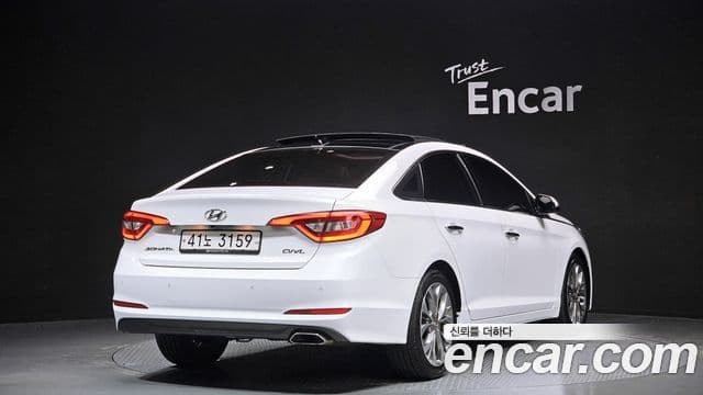 Hyundai LF Sonata Premium, 2015 2
