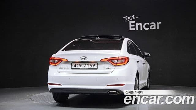 Hyundai LF Sonata Premium, 2015 4