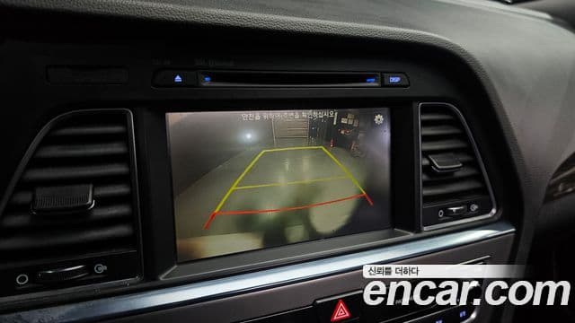 Hyundai LF Sonata Premium, 2015 15