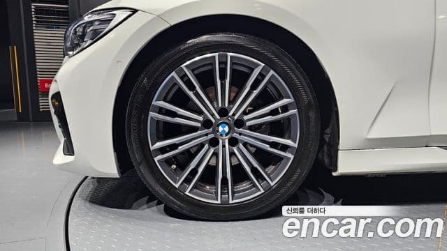 BMW 3시리즈 (G20) 320d M Sport, 2019 все фото