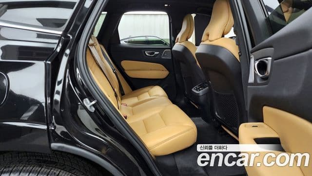 Volvo XC60 2세대 B5 Ultimate Bright, 2024 12