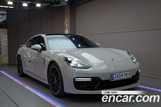 Porsche Panamera (971) 4.0 GTS, 2020 1