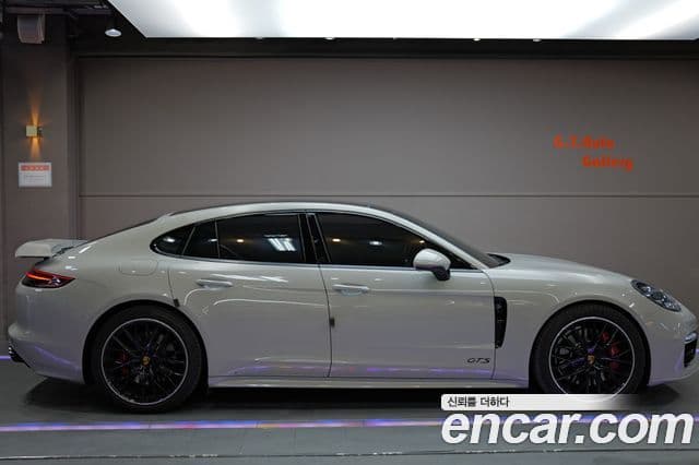 Porsche Panamera (971) 4.0 GTS, 2020 все фото